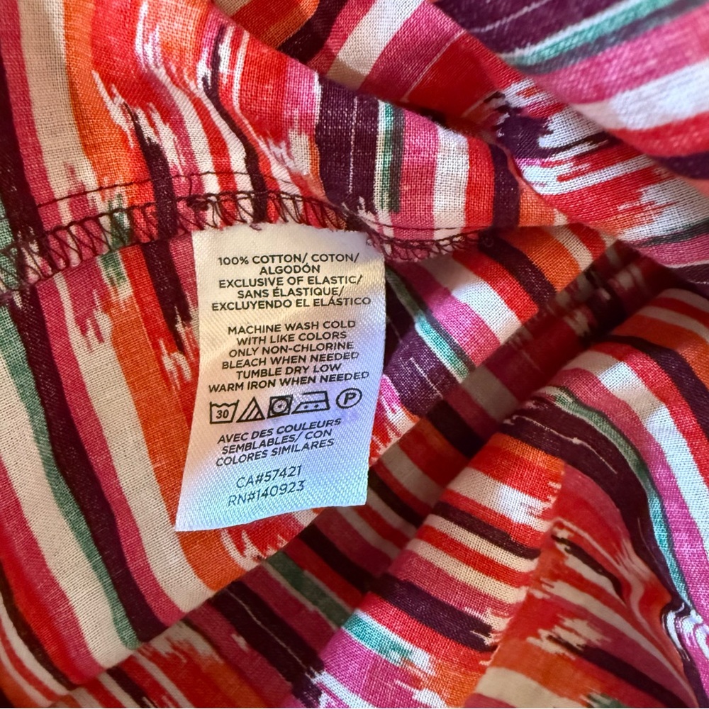 LOFT Red Pink Striped Smocked Sleeveless Top Size Large - Picture 4 of 9
